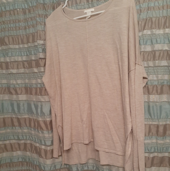 H&M Sweaters - H&M Size M  cream long sleeve sweater